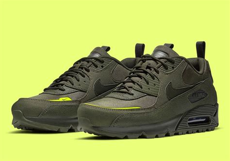 Nike Air Max olive green